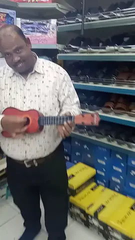 انا مافي معلوم عربي 😂😂