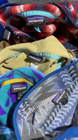 Patagonia straight from the mountains of rag! 🧗‍♂️🗻 #patagonia #fashioninfluencer #sustainablefashion #90svintage #expedition #synchilla #northface #baggyclothes #americanvintage #streetwear #neutrals #fleece #cosy 