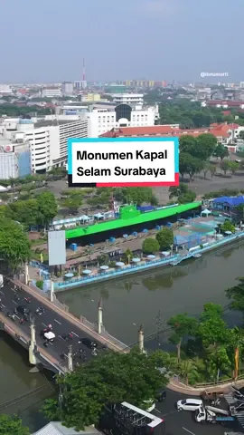 Pagi Surabaya Dapat salam dari monumen kapal selam 