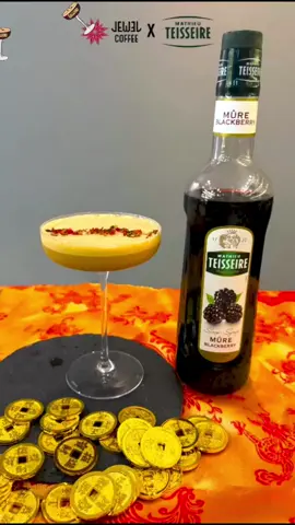 Let’s prepare a glass of “Morning Kick”🦶🏻to start your first morning of the lunar new year - Double Espresso lingering with Blackcurrant flavour ☕️🫐☕️ #mathieuteisseire #jewelcoffee #cny2024 #mocktail #syrup #espresso #doubleespresso #drinkrecipe #mixology #beverage #morning #morningroutine #coffee #coffeelover #coffeeaddict #breakfast #drink 