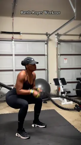 This battle ropes workout had my heart rate up and my body moving. This hiit full body workout is the one you want. #hiit #cardio #fullbodyworkout #battleropes #CapCut #fitspo #fitnessmotivation #Fitness #gymmotivation #GymTok #fitnessjourney #gymgirl #gymgirlshit 