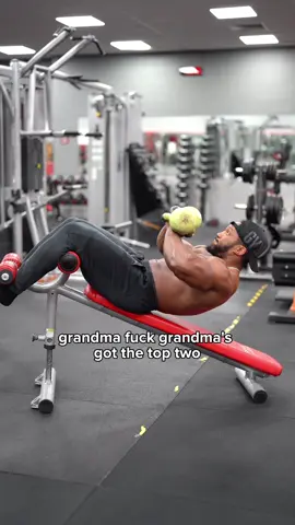 Who’s up for this lower ab challenge? #lowerabsworkout #fitspo 