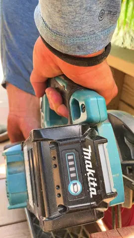 Cutting Curves #art #carpentry #artpentry #fypシ゚viral #DIY #foryou 