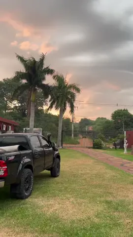 #hilux #viral #autosom #tiktok #caraudio #atardeceres #musica 