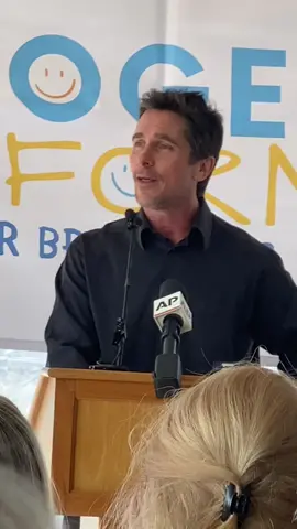 Christian Bale talking about how the National Anthem wrecks him because this country has given him so much, like his wife, children and dog. #christianbale #batman #nationalanthem 