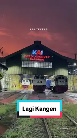 Menyapamu, sebelum pergi #family #keretaapi #kereta #lokomotif #bandung #kai #masinis #masinisramah 