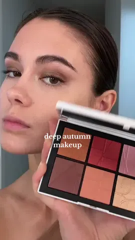 deep autumn women 🍂 makeup for your color season: - champagne highlight  - warm bronze eyeshadow base - olive green eyeshadow  - brown eyeliner  - dark brown mascara  - warm pink blush + lipstick  #coloranalysis #darkautumn #colorseasons #personalcoloranalysis #bronzemakeup #madisonbeer #emrata #greenscreen 
