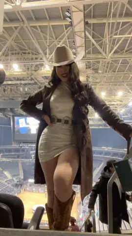 PBR night⚡️♠️🐂  #pbr #rodeotok #western #westernfashion #OOTD #bucklebunny #jalisco #fyp #parati #slc 