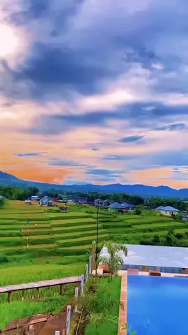 tempat terindah di kota Ruteng♥️ #sky_terrace_kota_ruteng♥️😇#nttpride🏝🔥 #ruteng_kota_dingin❄ 