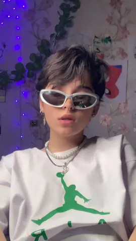 خود فدایی کی باشه ک تو باشی فداییش🤡