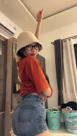 จักอิหยัง 😝