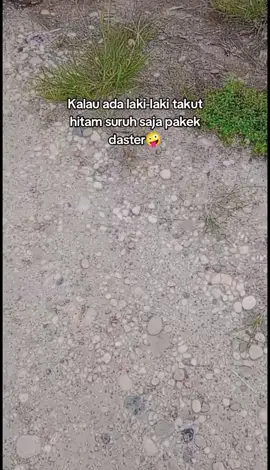 Oke sih jangan takut hitam yang penting gua merah biru🫡🫡🫠 #fypシ゚ 