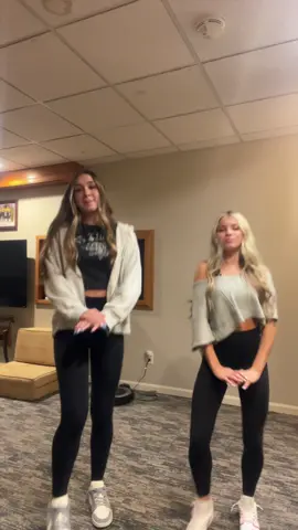 It dont really matter which one🫵🏻 @lauren✨💗 #newdance #fyp 