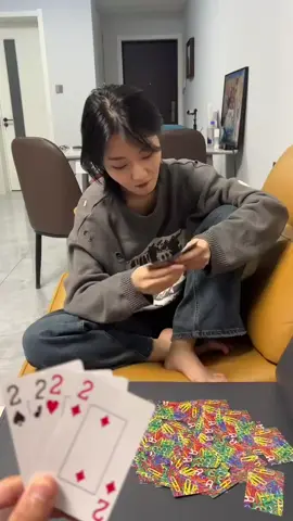 女王-525