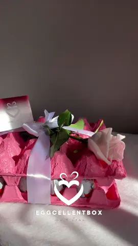 ЭКСКЛЮЗИВНЫЙ ЦВЕТ😍💖 * нежно-розовый лоток🎀 * 20шт киндер💌 * оформление💝 🏷️Price: 17.990kzt