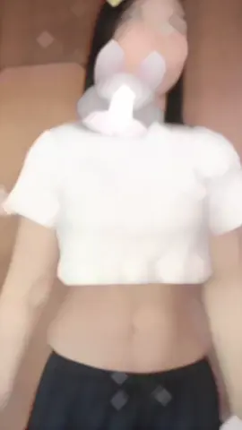 រូបរាងមិនស្អាតបាញ់គេមក៏មិនខ្លាំងមានណាស្រលាញ់យើងបើបតចឹង🥺