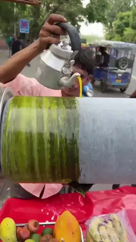 We’re on the streets of India for roller ice cream 🍦🇮🇳 Don’t knock it until you’ve tried it! 🤯😋 #fyp #foryou #foodporn #india 