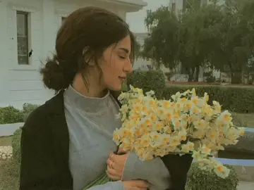 #خدني_ليك 🌼🤍🎼 #CapCut #اكسبلورexplore #follow #explorepage#fypシ  #trending # #fpppppppppppppp #ستوريات #fyp #موسيقى #وائل_كفوري #ورد #foryou 