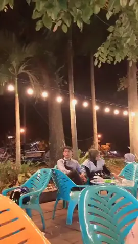 nih mentahan. lagi nongkrong Ama ayank buat sw biar panas#ambil #prank #izin #mentahan #fypdongggggggg #whatsappstatus #whatsapp #storytime #prankmantan #prankteman #JelajahJakarta 