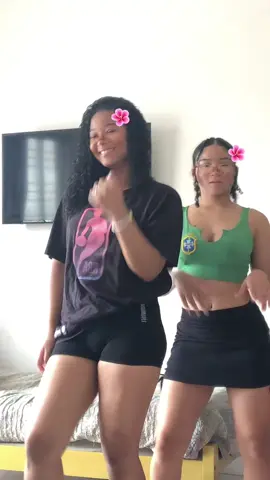 E ne eu tenho que decidir 😫#novinha #viralvideo #lindeza @Anna Karlla👾 