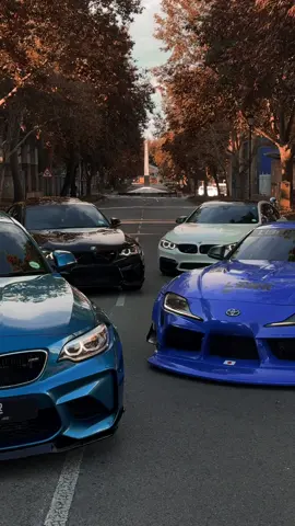4 BMW’s sitting in a street 🤠 #carsoftiktok #cartok #bmw #f82m4 #f80m3 #fyp #fypシ #foryoupage 