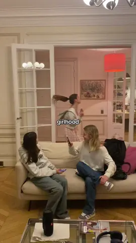 🎀🎀 #girlhood #teenagegirl #hellisateenagegirl #adolescentes #mariedv3690 #xyzbca #fypシ 