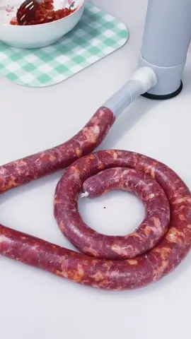 Manual sausage filling machine, small and exquisite, super easy to use, you can also try to make your own sausage at home. Homemade sausage filled with sausage#Enemator #Hand-operatedEnemaMachine #DoudouGoodThing #KitchenGoodGoodsRecommendation #GoodThingRecommendation #TikTokIsGood #fpy      