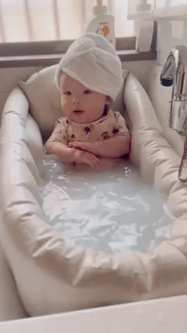 Shower time 🛀🏻🛀🏻 #asianbaby #cute #baby #fyp #babylove #cutebaby #asmr #sweetbabies #fypシ #viral @tella @tella @tella 