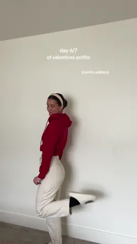 for all my girlies staying IN on valentines day thia year🥰🫶🏼 #OOTD #outfitideas #outfitinspo #ValentinesDay #valentinesoutfit 