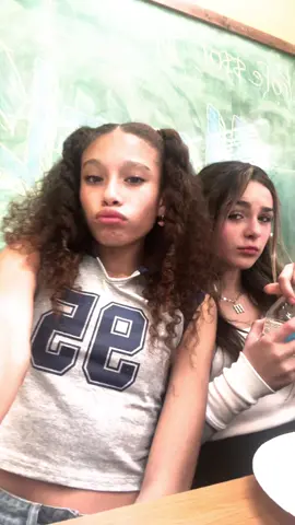 🎶🎵Na na na na 🎶🎶 #fyp #blowthisup #rocksquad @giaroseofficial 