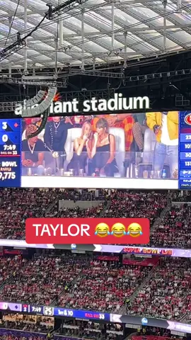 ICON 😂 #taylorswift #nfl #SuperBowl 