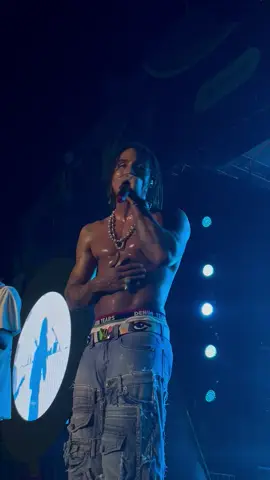 Obrigada meu prefeito por este momento 😍 #matue #matue30 #carnaval @Victor Fernandes 