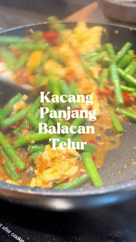Plis banget ini menu murah meriah tapi enaknya ga ketolongann🤤🤤 #fypシ #semuabisaditiktok #masakdirumah #balacan #reseptelur 
