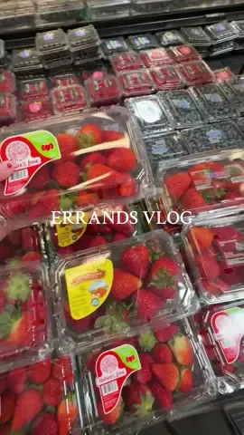 come run errands with me!!  #errands #sundayroutine #sundayerrands #sundayvlog #errandswithme #errandsvlog #groceryshopping #groceryshopwithme #sephorahaul #vlogs #Vlog 