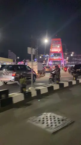 Vibes Kota Surabaya Malam Hari || #kotasurabaya #bahanswmubolo😁 #mentahan #instastory #storywa 