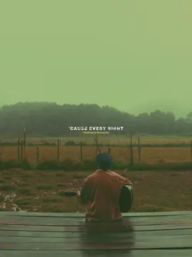 'cause every night I'm talking to the moon #skylyrix #talkingtothemoon #fyptrend 