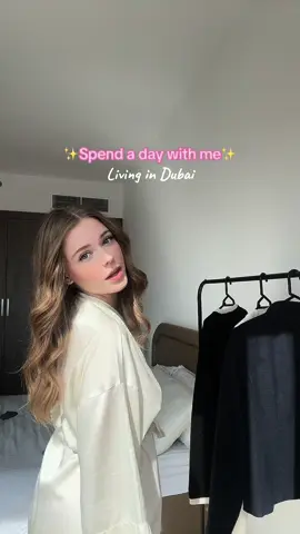 Spend a day with me💗 #Vlog #vlogtiktok #spendadaywithme #whatidoinaday #followmearound #livingindubai #dubai #adayindubai #skincareroutine #MakeupRoutine #OOTD #fyp #foryou #foryoupage 