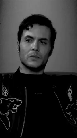 #امي 😔#كنت_فاكر_لسا_بدري_آتاري_العمر_بيجري #استوريات #حالات_واتس #امير_عيد #Amir_eid 😔