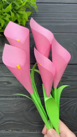 How to make Paper Calla Lily Tutorial Paper Flowers #papercraft #easydiy #craftideas #tutorial #paperflowers 