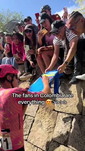 Gracias, Colombia 💕🥹 #sportsfans #tiktokcolombia #procycling #sportstiktok #rigobertouran #fyp #efeducationfirst 