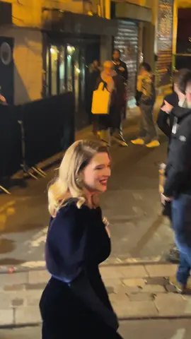 Lea saydoux à lavant premiere de dune 2 #leaseydoux #jamesbond 