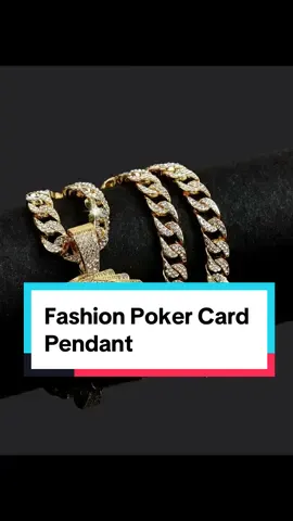 Fashion Poker Card Pendant #fashionjoyeria #fashionpendants #collar #cadena #collar #antojitosmaigua 