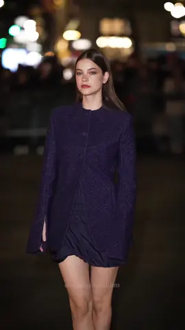 #barbarapalvin at @Tory Burch Fashion Show ! #toryburch #nyfw #newyorkfashionweek #newyork #sametgorgozfilms 