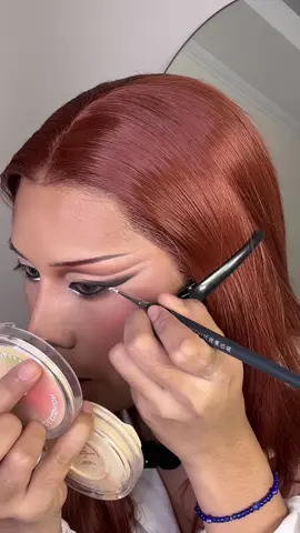 Replying to @Brookhaven outfit code ITO NA ANG DRAGA MGA ATIII  #dragmakeup #makeupph #makeuptutorial 