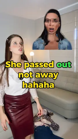 ❌ She passed away ❌ #english #englishteacher #englishtips #learnenglish 