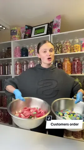 the cravings have been sorted!! #tiktokdeals #packingorders #tiktoklive #tiktokviral #packingasmr #viral #ValentinesDay #SuperBowl #spreadkindness #womenbusinessowner 