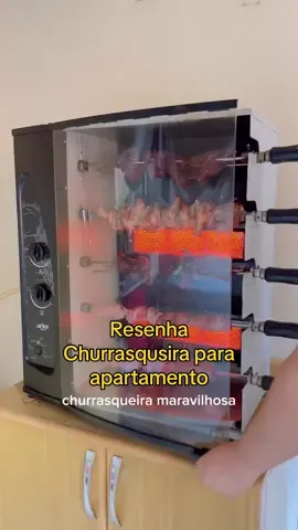 Eai, gostou dessa churrasqueira? 😍 Essa nossa é a gás mas também possui o modelo elétrico “ideal para apartamento ”  Ela tem sistema rotativo que assa gradativamente a carne. Ela não produz fumaça, seu único trabalho é colocar a carne no espeto e tirar não precisa ficar se preocupando, sobre o tempo da carne ficar pronta? Super rápido! Não se compara ao modo tradicional viu! Fora que quando fica pronto fica tudo de uma vez, ótimo para aquele almoço em família 😍 Eai, gostou? Teria uma aí na sua casa? 🤩 #churras #churrasqueira #churrasqueiraeletrica #churrasqueiraagas #churrascoemcasa #churrascoemfamilia #churrascofacil #dica #dicasdolar #apto #apartamentoplanejado 