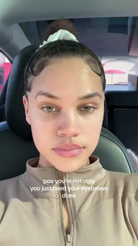 makes SUCH a difference lmao #fyp #eyebrowthreading #browsonfleek 