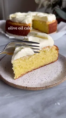 moist olive oil cake with whipped mascarpone frosting ✨