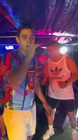 Prefeito Renan faz participação especial na última noite do Carnaval de Upanema #prefeituraseupanema #upanema #upanemanet #upanemacity #upanemarn #prefeituradeupanema #prefeitorenan #gestao #trabalho 